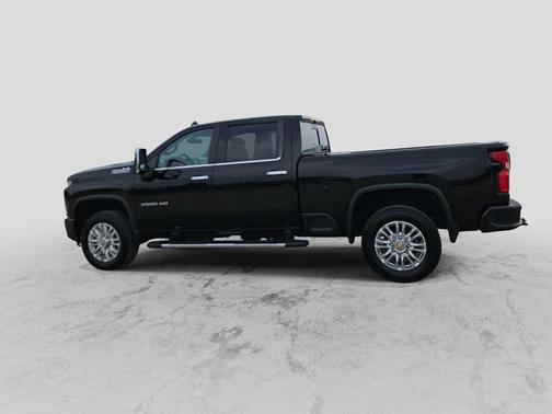 Black 2023 Chevrolet Silverado 2500 High Country