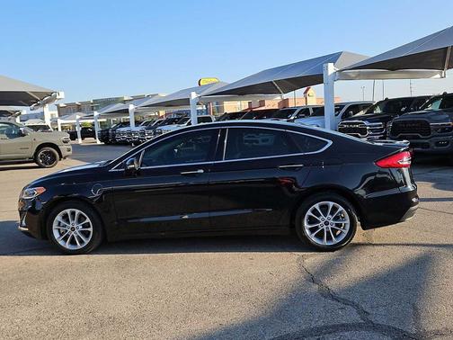 2020 Ford Fusion Hybrid Titanium