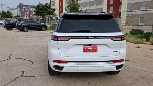 2022 Jeep Grand Cherokee 4xe Summit