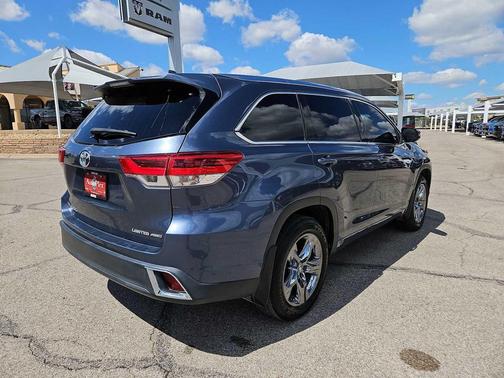 2019 Toyota Highlander Limited Platinum