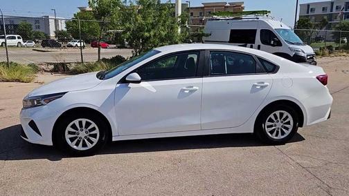 2024 Kia Forte LX
