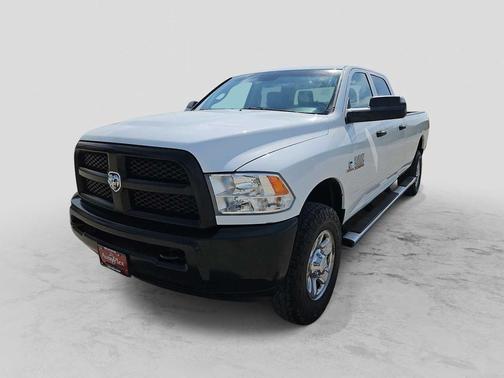 Bright White Clearcoat 2017 RAM 2500 Tradesman 4x4 Crew Cab 8 Box