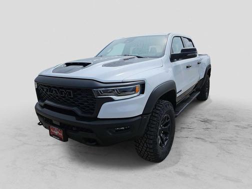 Bright White Clearcoat 2026 RAM 1500 RHO