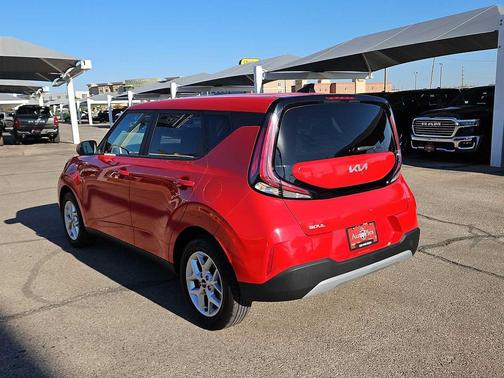 2023 Kia Soul LX