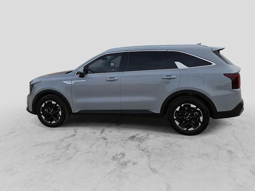 Wolf Gray 2024 Kia Sorento S
