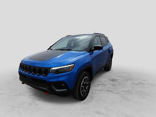 Hydro Blue Pearlcoat 2025 Jeep Compass Trailhawk