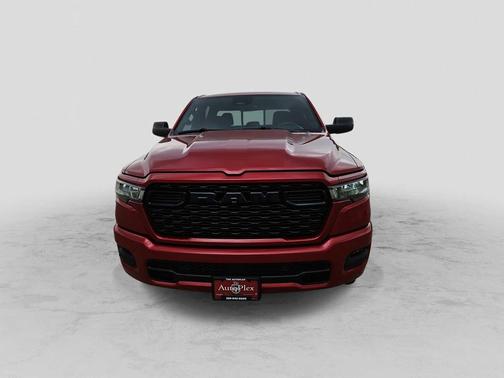 Molten Red Pearlcoat 2026 RAM 1500 Express