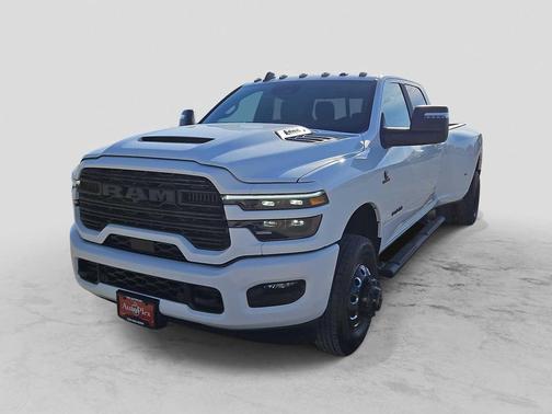 2026 RAM 3500 Laramie 4x4 Crew Cab 8 Box