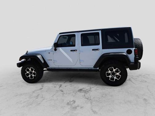 Bright White 2012 Jeep Wrangler Unlimited Sport