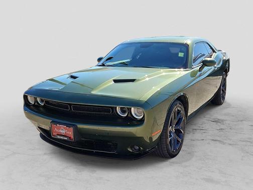 2022 Dodge Challenger SXT