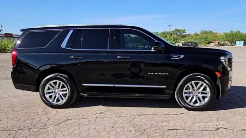 2024 GMC Yukon SLT