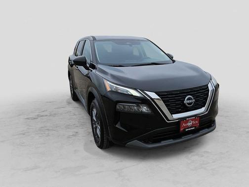 Super Black 2023 Nissan Rogue S
