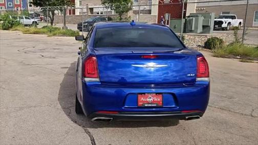 2019 Chrysler 300 Touring