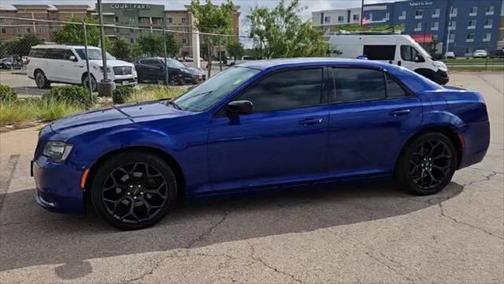 2019 Chrysler 300 Touring