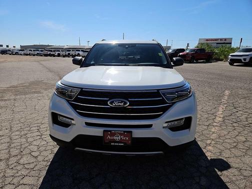 Star White Metallic Tri-Coat 2020 Ford Explorer XLT