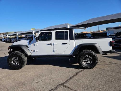 2024 Jeep Gladiator Mojave