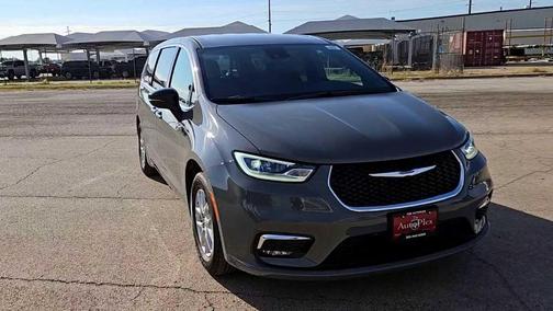 2025 Chrysler Pacifica L