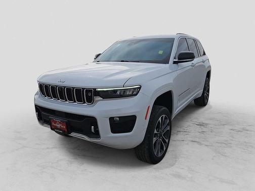 2022 Jeep Grand Cherokee Overland