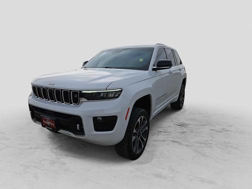 2022 Jeep Grand Cherokee Overland