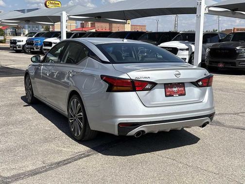 2023 Nissan Altima 2.5 SL