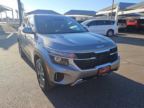 2025 Kia Seltos LX