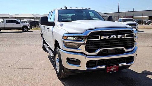 2026 RAM 2500 Tradesman 4x4 Crew Cab 64 Box
