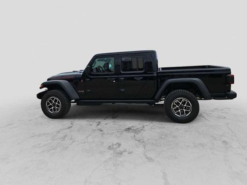 Black Clearcoat 2026 Jeep Gladiator Rubicon