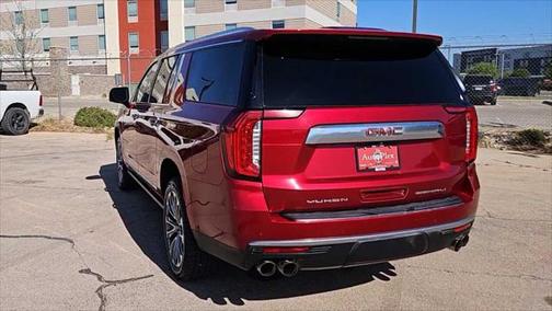 2022 GMC Yukon XL Denali