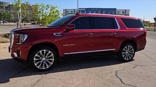 2022 GMC Yukon XL Denali