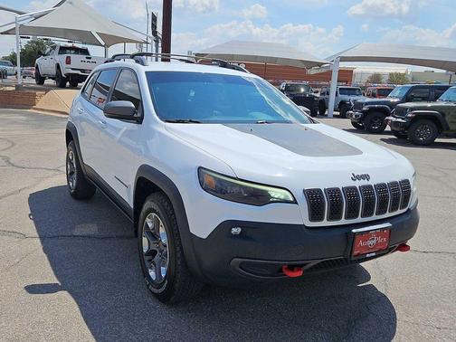 2019 Jeep Cherokee Trailhawk