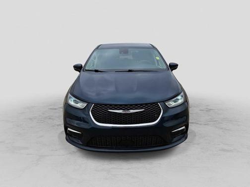 Fathom Blue Pearlcoat 2023 Chrysler Pacifica Touring L