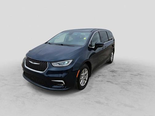 Fathom Blue Pearlcoat 2023 Chrysler Pacifica Touring L
