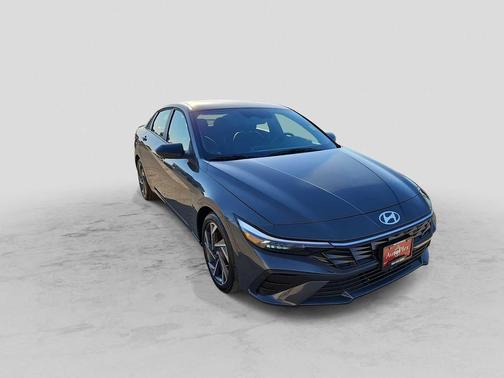 2025 Hyundai ELANTRA Sport