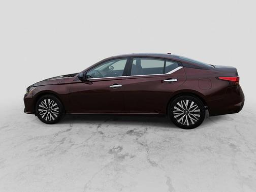 Garnet Pearl Metallic 2024 Nissan Altima 2.5 SV