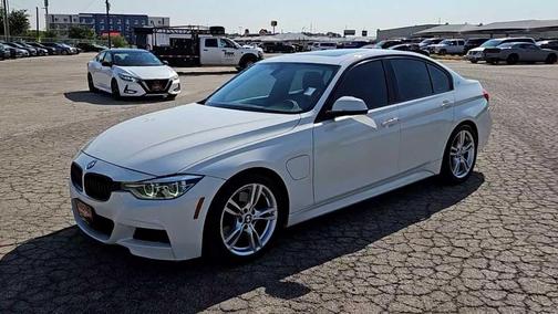 2018 BMW 330e iPerformance