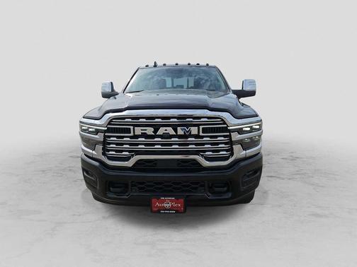 Diamond Black Crystal Pearlcoat 2026 RAM 2500 Longhorn