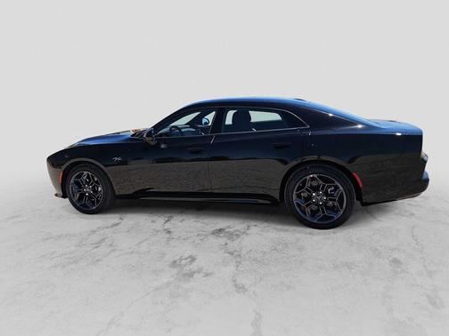 Diamond Black Crystal Pearlcoat 2026 Dodge Charger R/T
