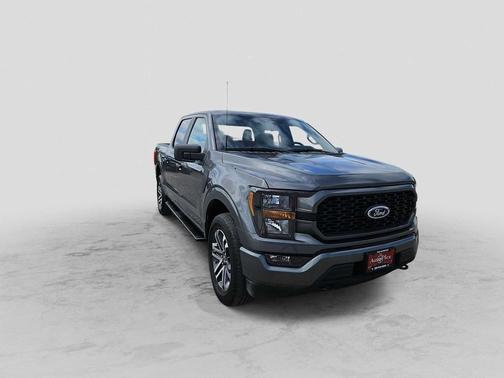 CARBONIZED GRAY METALLIC 2023 Ford F-150 XL