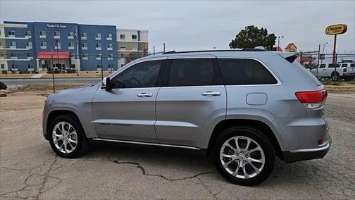 2019 Jeep Grand Cherokee Summit