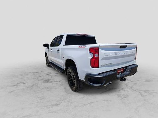 Summit White 2024 Chevrolet Silverado 1500 LT Trail Boss