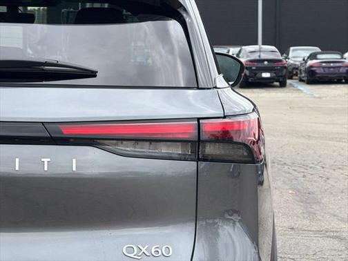 2024 INFINITI QX60 Luxe