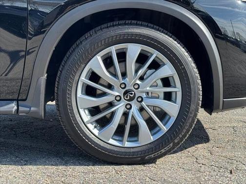 2024 INFINITI QX50 LUXE AWD