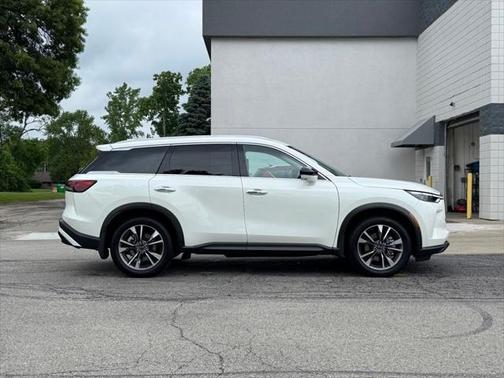 2024 INFINITI QX60 Luxe
