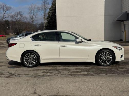 2023 INFINITI Q50 3.0t LUXE