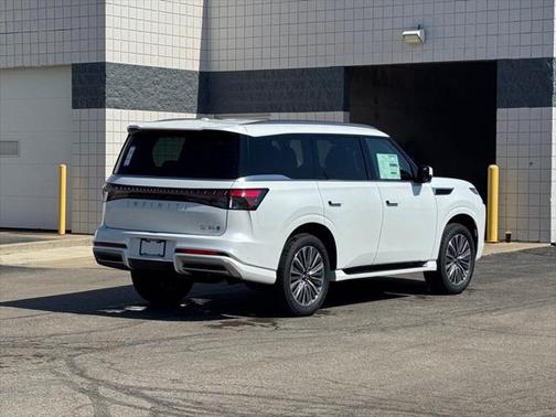 2025 INFINITI QX80 SENSORY AWD