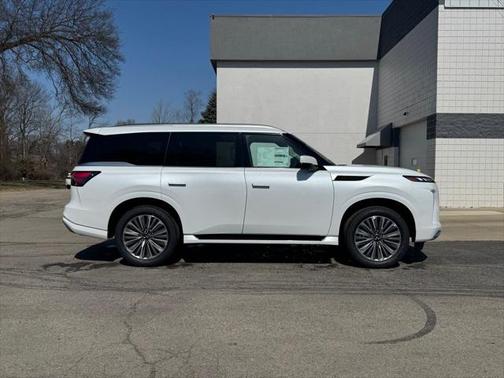 2025 INFINITI QX80 SENSORY AWD