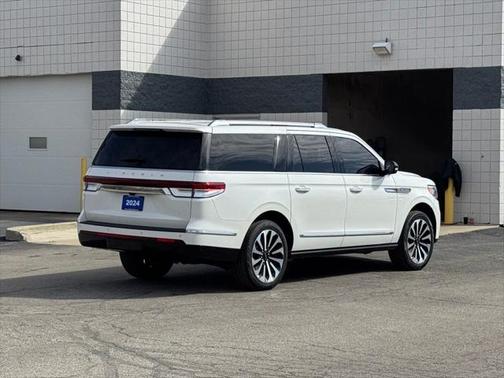 2024 Lincoln Navigator Reserve