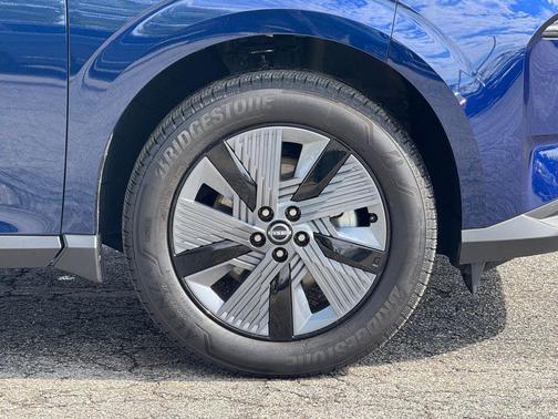 Deep Ocean Blue 2025 Nissan Murano SL