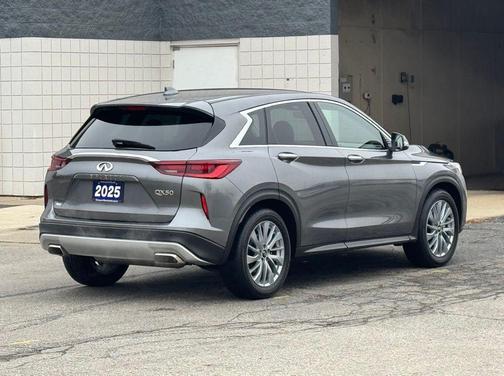 2025 INFINITI QX50 Pure AWD