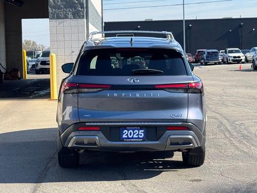 2025 INFINITI QX60 SENSORY